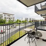 Modern Flow By Bookinghost Appartement *