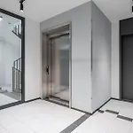 Modern Flow By Bookinghost *