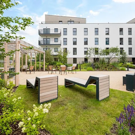 Modern Flow By Bookinghost * Warszawa