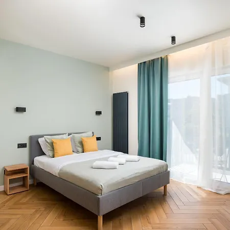 Modern Flow By Bookinghost Daire Varşova