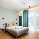Modern Flow By Bookinghost Apartamento Varsóvia